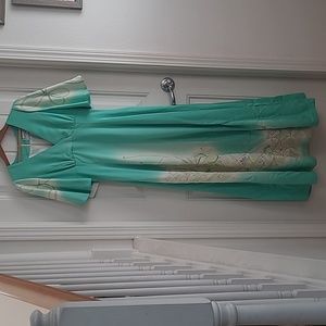 Young's Original Hawaii Gown
